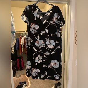 Cute Floral Shift Dress